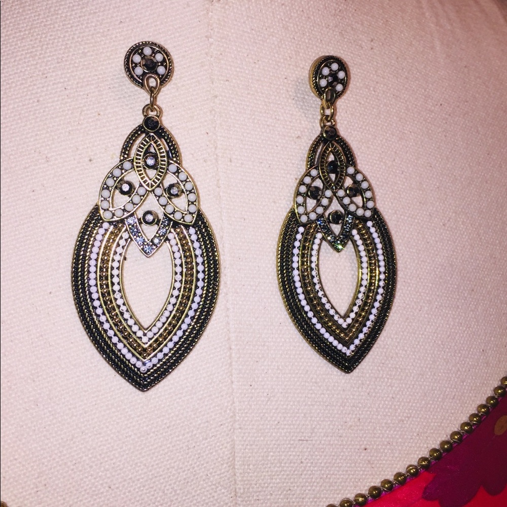Beautiful Large Dangle Assorted Beaded Earrings - image 4